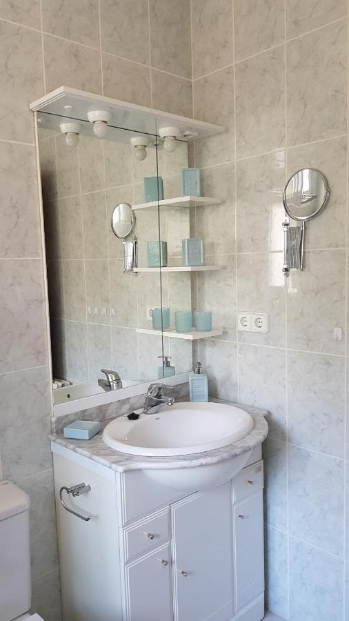 Rosalalinda - Cosy Semi-Detached Home With Sea Views And Large Terrace Морайра Екстер'єр фото