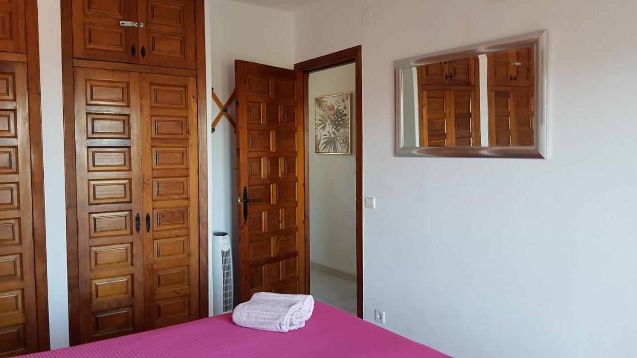 Rosalalinda - Cosy Semi-Detached Home With Sea Views And Large Terrace Морайра Екстер'єр фото